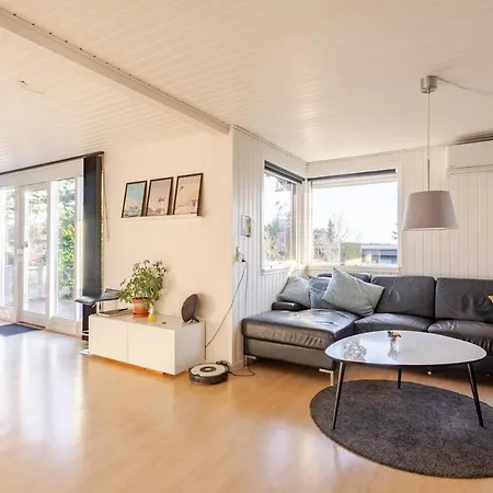 138 M2 Cozy, Sauna, Wildernessbath, Near And Semesterbostad