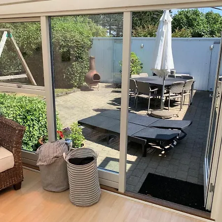 138 M2 Cozy, Sauna, Wildernessbath, Near And Hébergement de vacances Ebeltoft